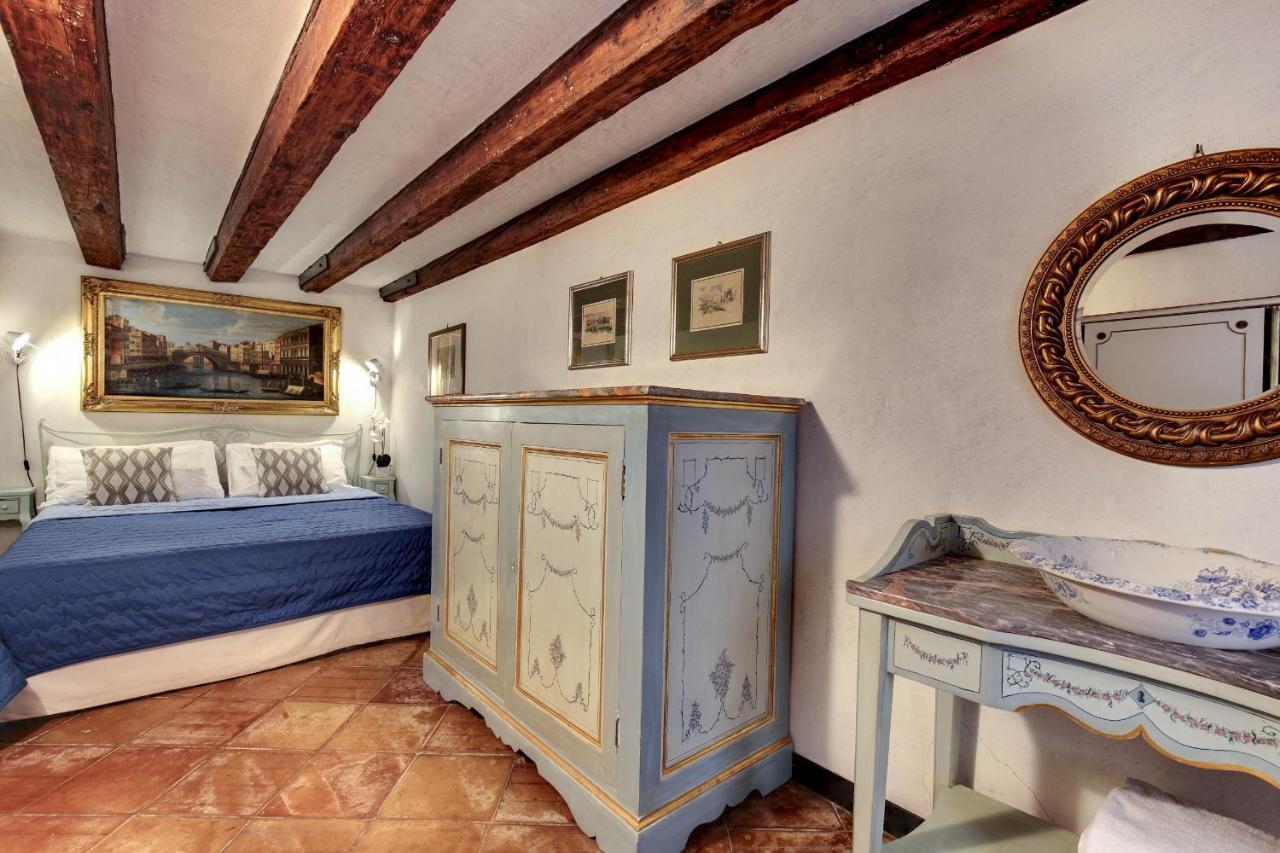 Canal View Suite In Rialto By Wonderful Italy Venesia Bagian luar foto