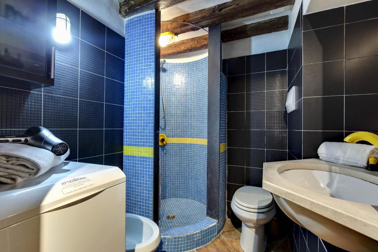 Canal View Suite In Rialto By Wonderful Italy Venesia Bagian luar foto