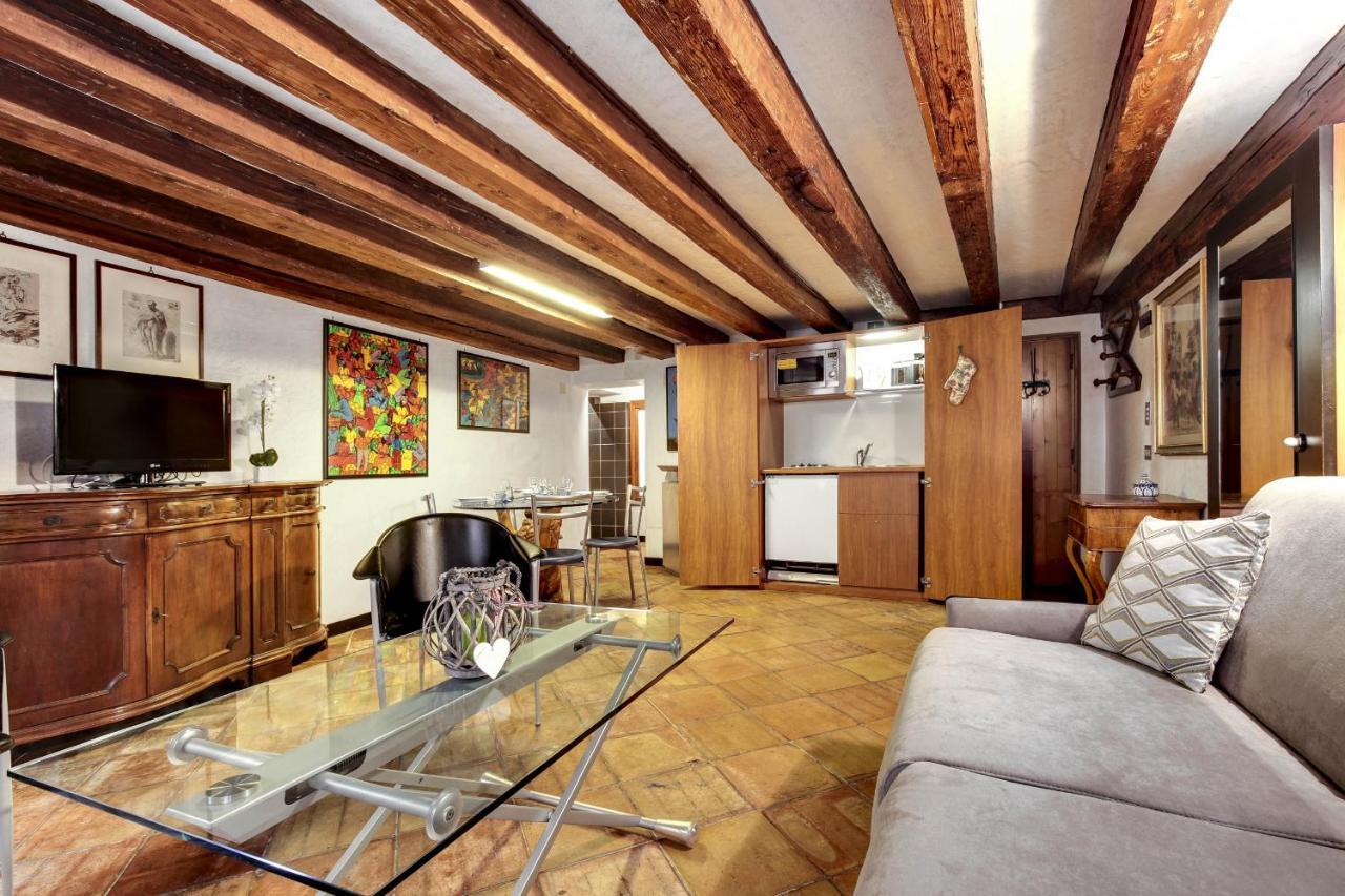 Canal View Suite In Rialto By Wonderful Italy Venesia Bagian luar foto